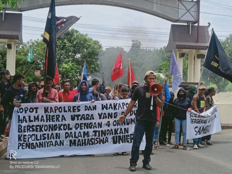 Puluhan Massa “Sambo” Minta Kapolres Halmahera Utara Usut Oknum Polisi Penganiaya Mahasiswa