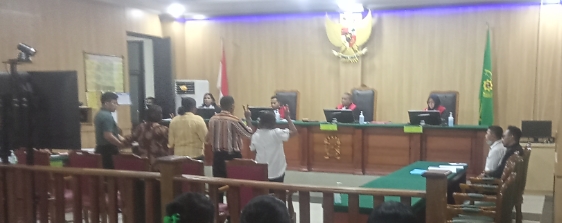 Sidang Lanjutan Kasus Penganiayaan, Kades Togola Sanger Meminta Maaf