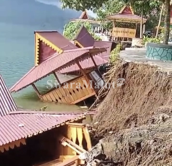 Talaga Paca Pondok Makan Dabiloha Resort dan Restoran Ta'aga Paca Ambruk ke Dalam ...