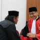 Tommy Sanfaat Resmi Dikukuhkan Sebagai Advokat di Pengadilan Tinggi Maluku Utara
