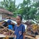 Aksandri Kitong Bangunkan Rumah Baru untuk Janda Korban Angin Kencang di Desa Cera Lokep