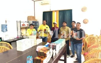 NHM Peduli Salurkan Ratusan Buku untuk Mahasiswa Lingkar Tambang   
