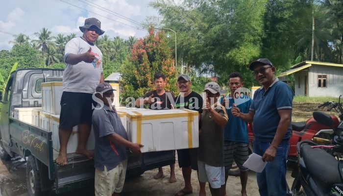 Presiden Direktur PT NHM Bantu Pembudidaya Ikan di Kao Barat      
