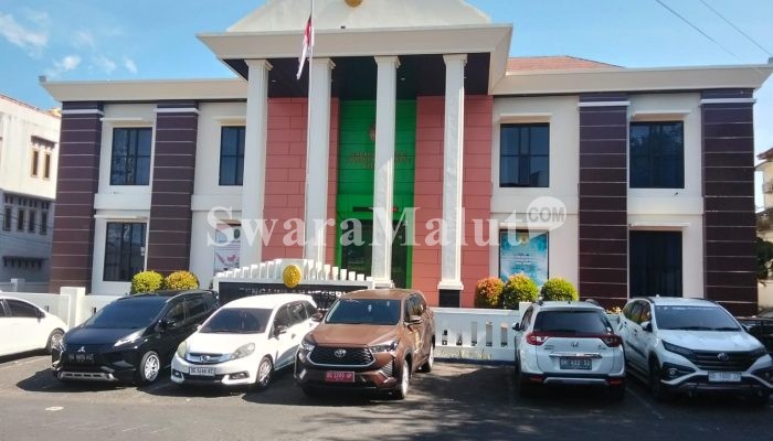 Diduga Berhutang Miliar Rupiah, Istri dan Anak-Anaknya Mantan Gubernur Malut Digugat 