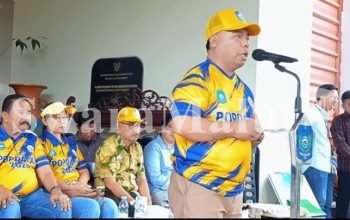 Bupati Halmahera Utara Lepas 203 Kontingen Halut Menuju POPDA XII Maluku Utara di Pulau Morotai