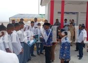 Paskibraka Loloda Utara Terima Piagam dan Uang Penghargaan dari Wakil Bupati Halut   