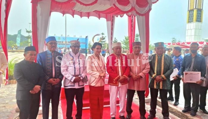 Hadiri Peringatan HUT Malut di Sofifi, Wabup Kasman Tekankan Pentingnya Sinergi Provinsi dan Kabupaten/Kota